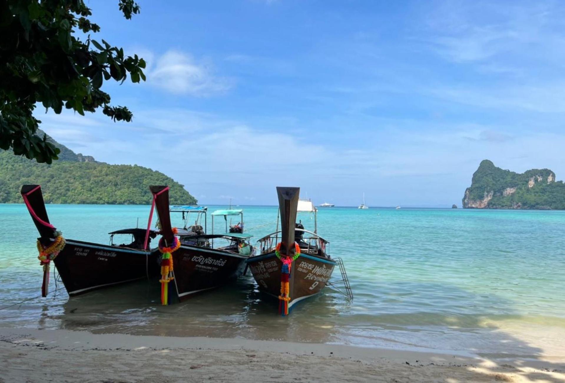 Blanco Beach Bar Hostel Phi Phi Adaları Dış mekan fotoğraf